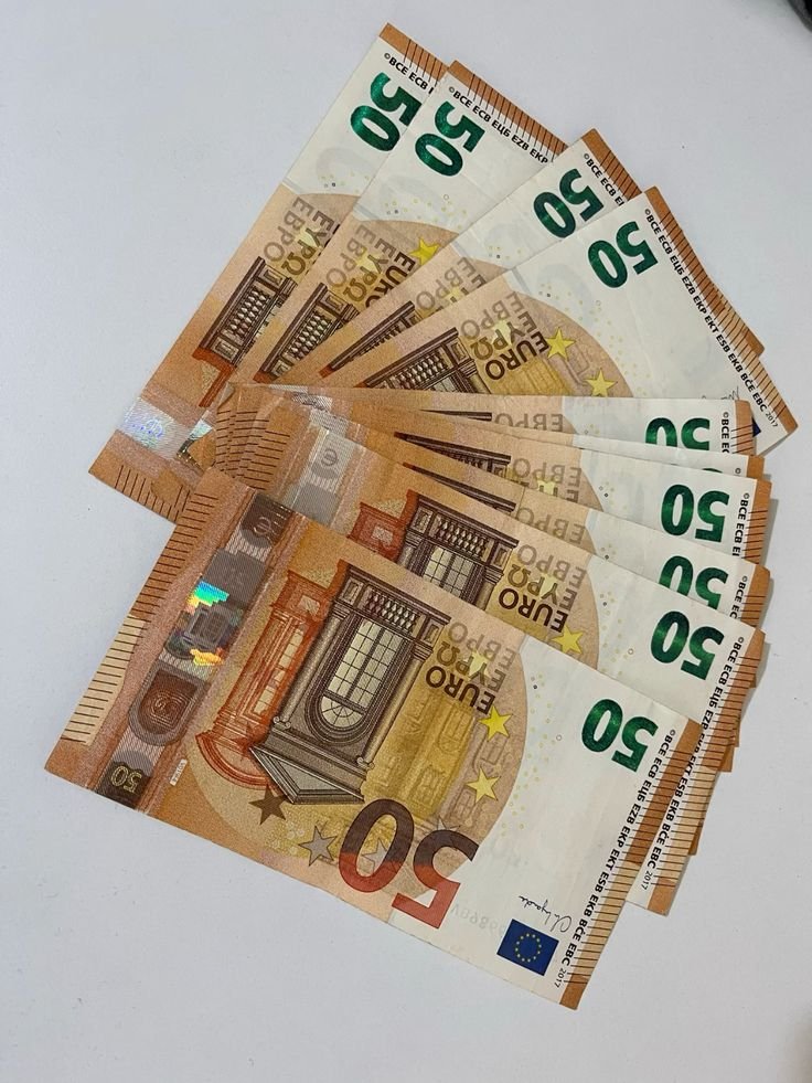 Counterfeit €200 Euro Bills Image 3